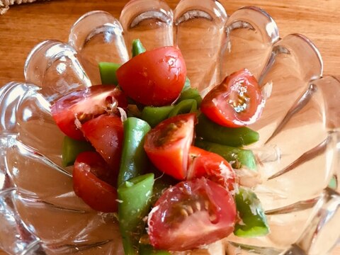 ミニトマトとスナップえんどうの鰹節ポン酢和え